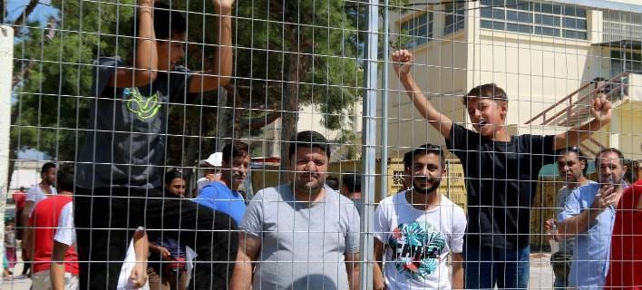 New York Times: Αν σκληρύνουν τα σύνορα στην ΕΕ, οι πρόσφυγες θα «κολλήσουν» σε Ελλάδα, Ιταλία, Ισπανία